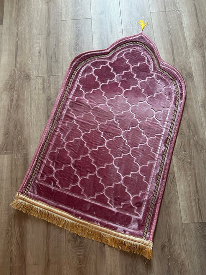 Tapis de prière personnalisé en velour